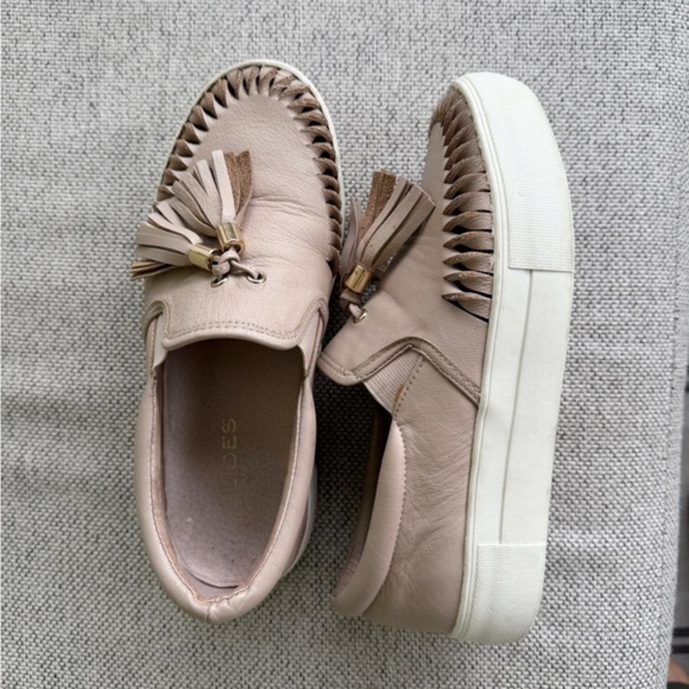 J. Slides Winny sneakers/loaffers.